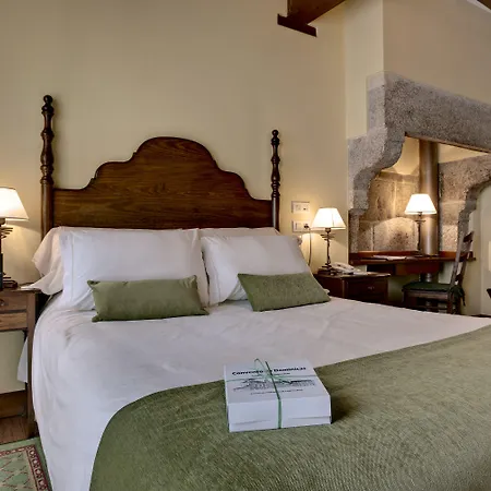 Airas Nunes By De Compostela