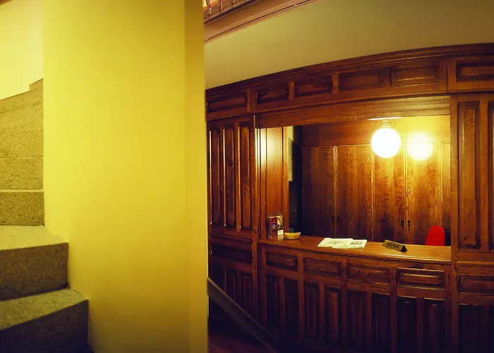 Airas Nunes By De Compostela 3*