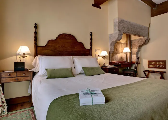 Airas Nunes By De Compostela